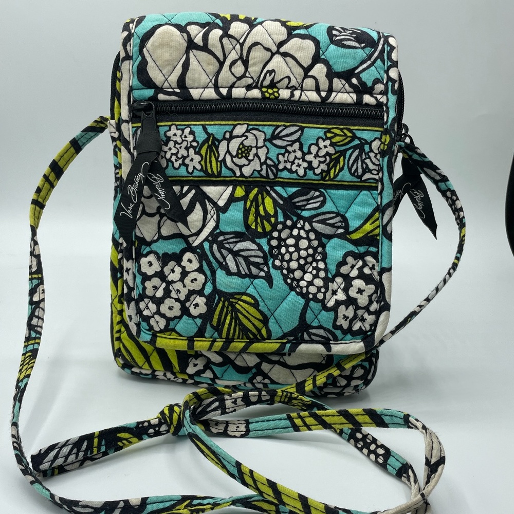 Vera Bradley Island Blooms crossbody bag